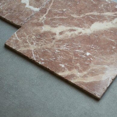 6,48 m2 - Natūralus akmuo Brown marble 30x30 2
