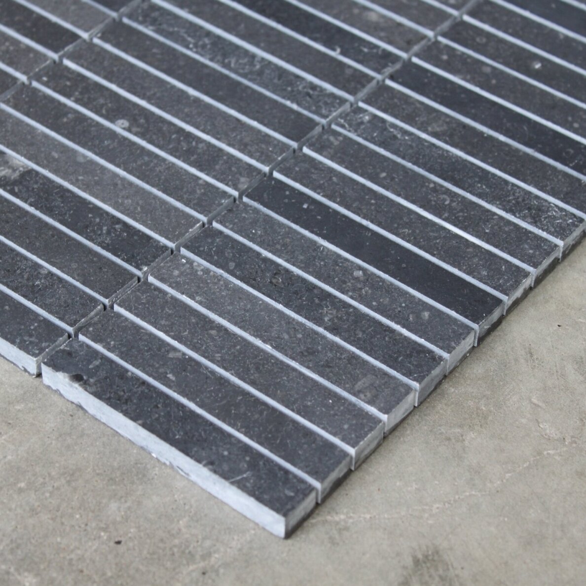 13,30 m2 - Natūralaus akmens Mozaika Stone Stick Grey 15x100 13,30 m2 - Natūralaus akmens Mozaika Stone Stick Grey 15x100